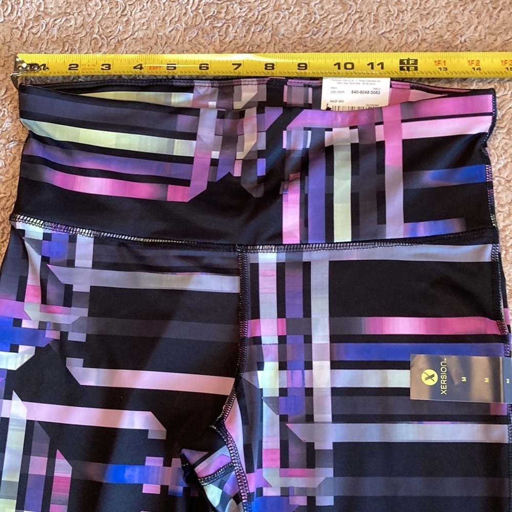 🌸NWT XERSION Womens 7/8 Performance Leggings - size Medium - Picture 7 of 11